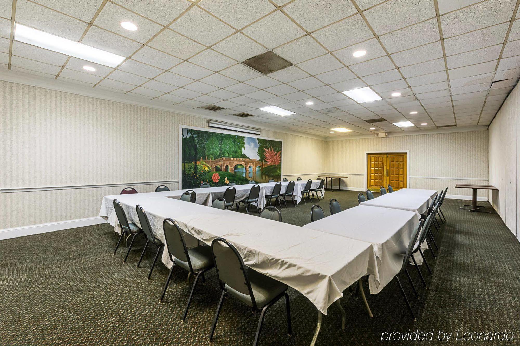 Econo Lodge Inn & Suites Оринджбърг Екстериор снимка