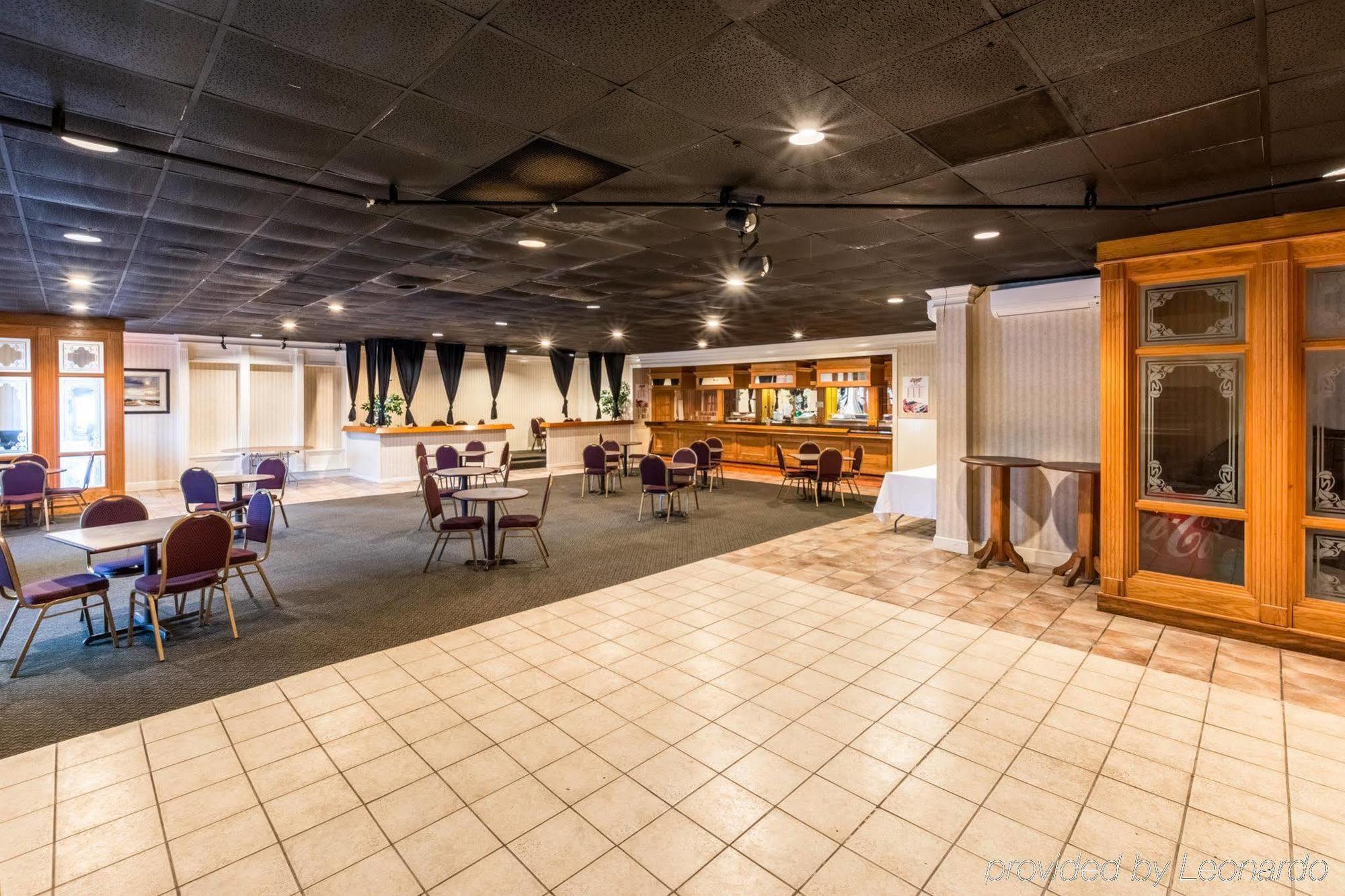 Econo Lodge Inn & Suites Оринджбърг Екстериор снимка